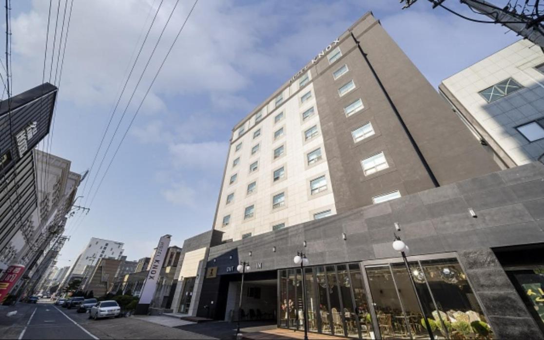 Knox Hotel تشيونان المظهر الخارجي الصورة
