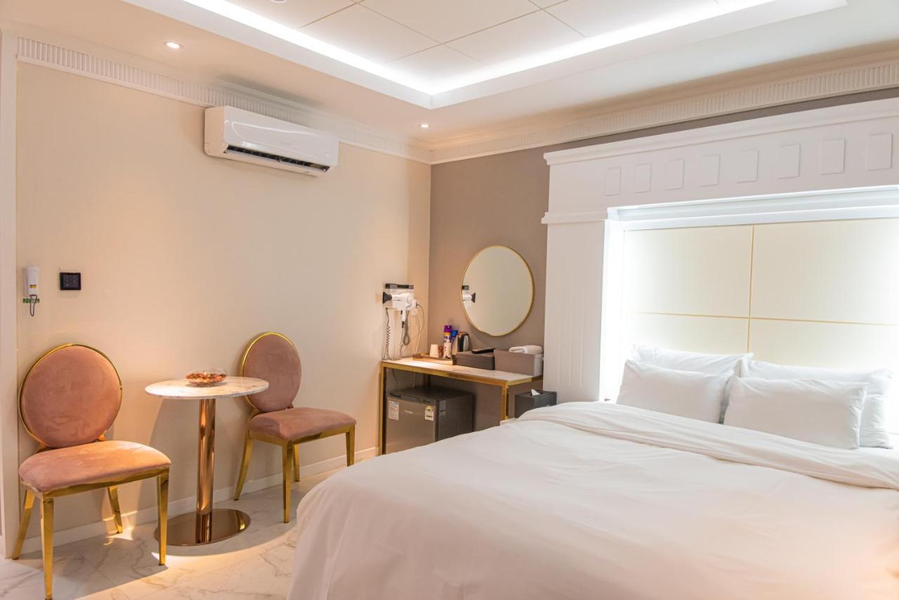 Knox Hotel تشيونان المظهر الخارجي الصورة