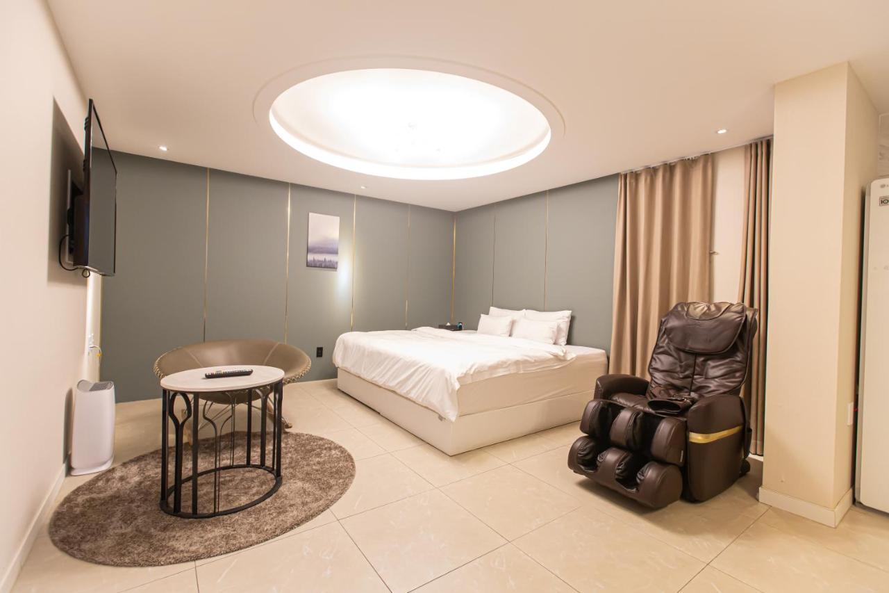 Knox Hotel تشيونان المظهر الخارجي الصورة