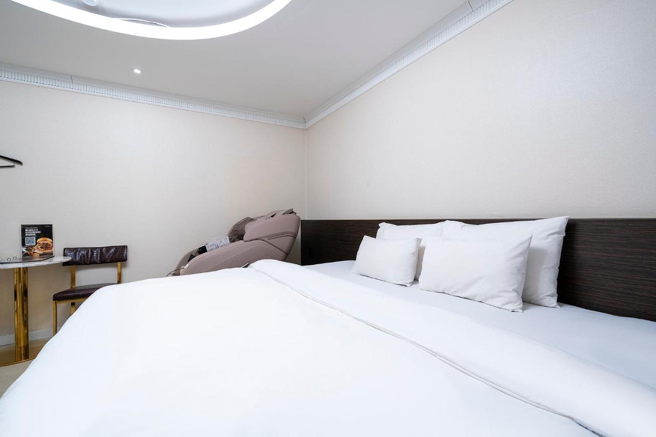 Knox Hotel تشيونان المظهر الخارجي الصورة
