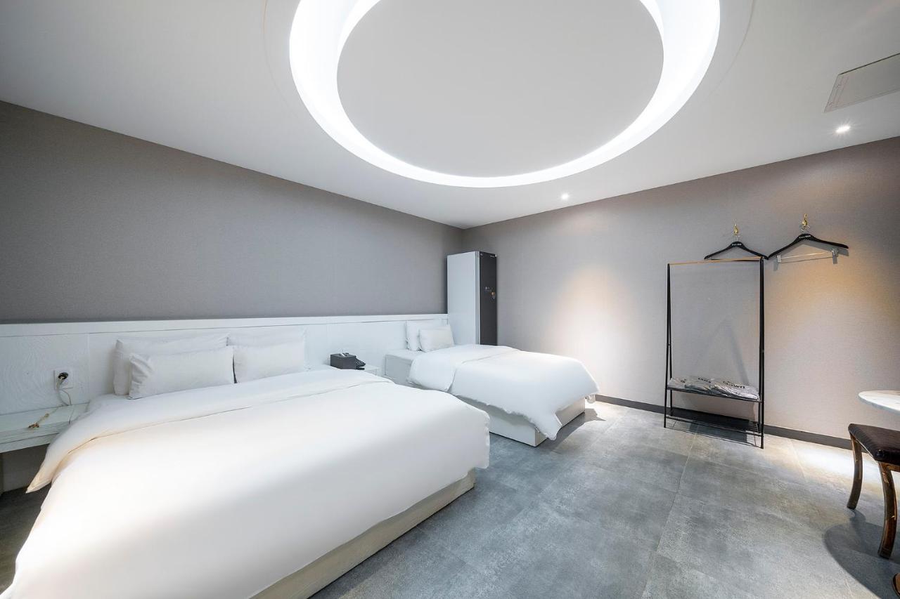 Knox Hotel تشيونان المظهر الخارجي الصورة