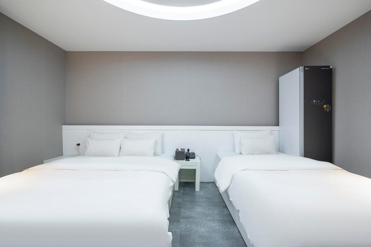 Knox Hotel تشيونان المظهر الخارجي الصورة