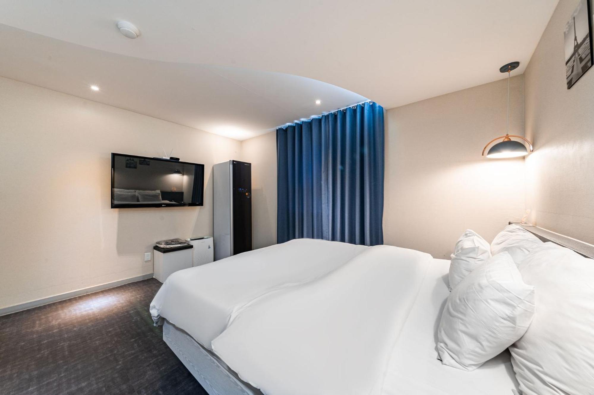 Knox Hotel تشيونان المظهر الخارجي الصورة