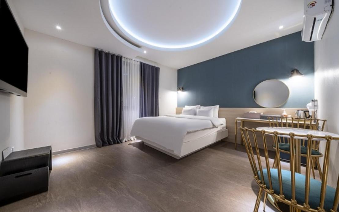 Knox Hotel تشيونان المظهر الخارجي الصورة