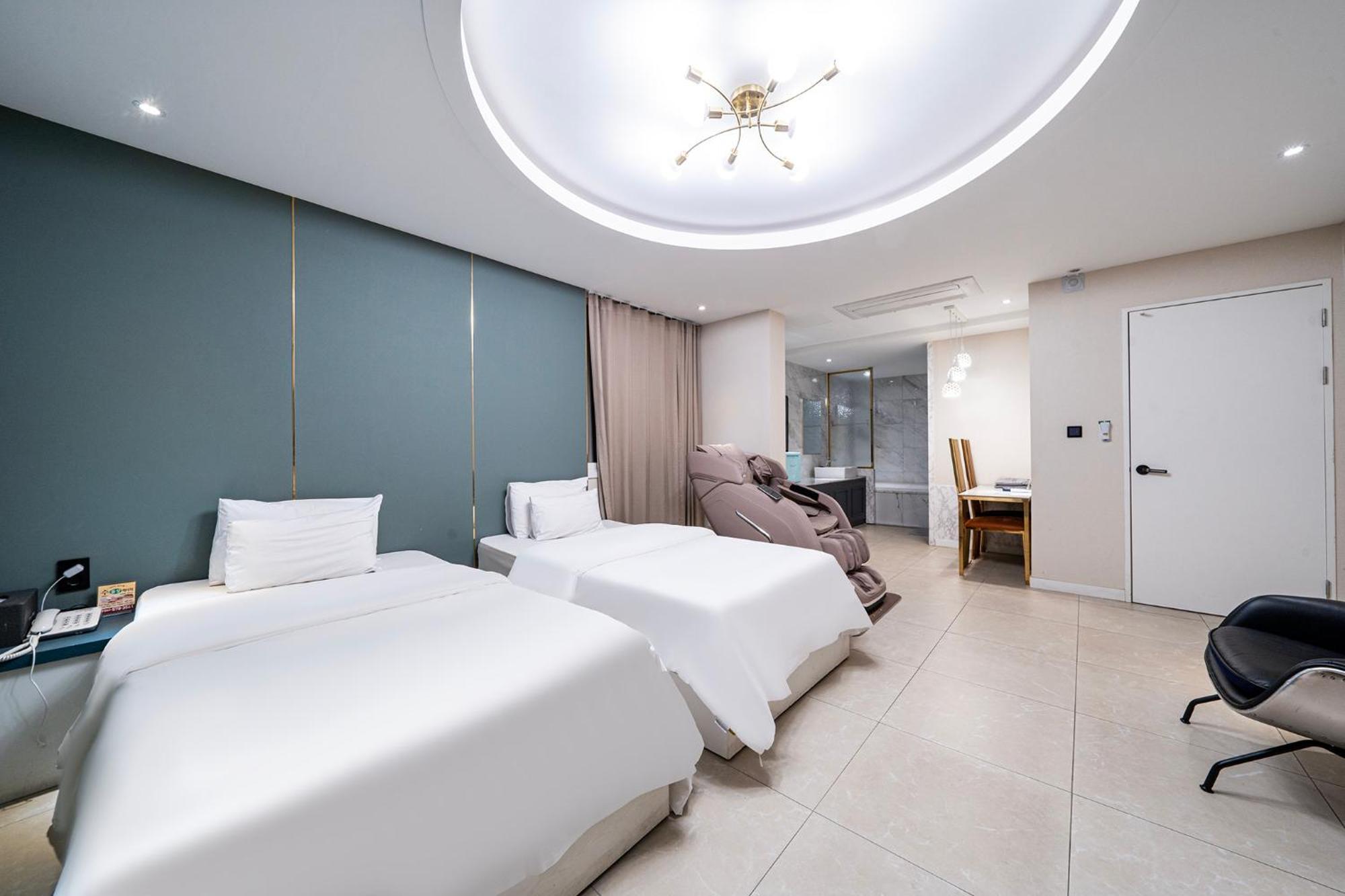 Knox Hotel تشيونان المظهر الخارجي الصورة