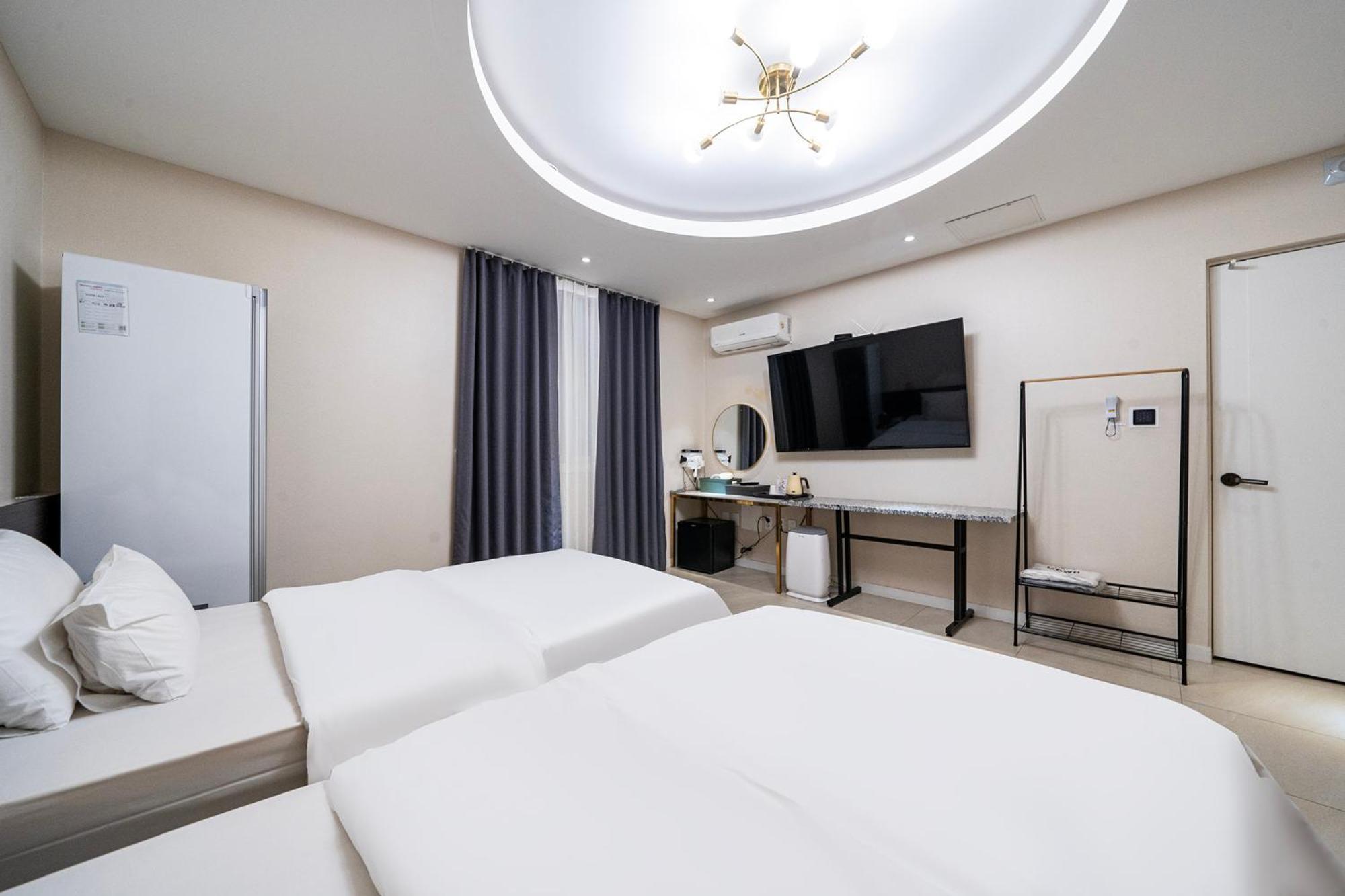 Knox Hotel تشيونان المظهر الخارجي الصورة